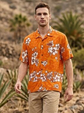 EUC - Men’s Oklahoma State University Orange Hawaiian Print Button Down Shirt Xl